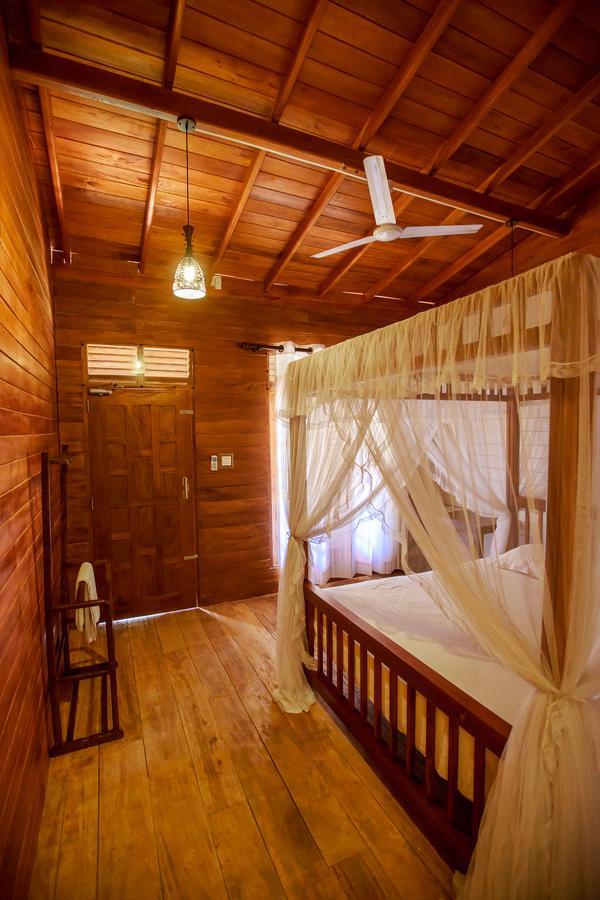On The Rock Hotel Banduramulla Εξωτερικό φωτογραφία