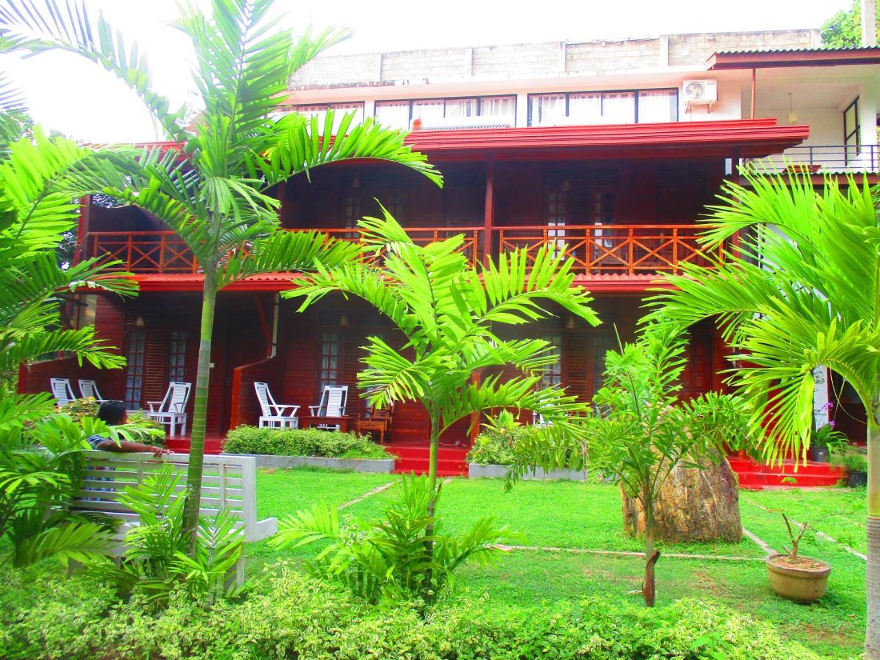 On The Rock Hotel Banduramulla Εξωτερικό φωτογραφία